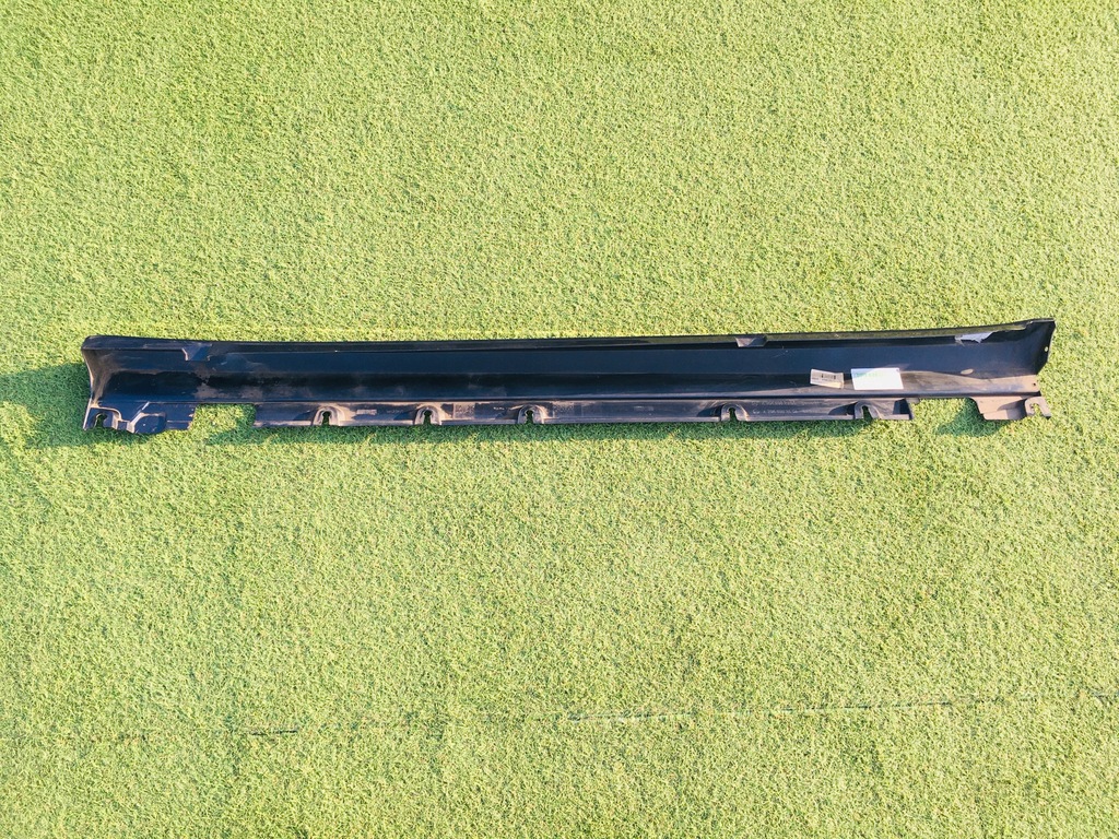 фото №7, Mercedes glk w204 x204 молдинг порог правая