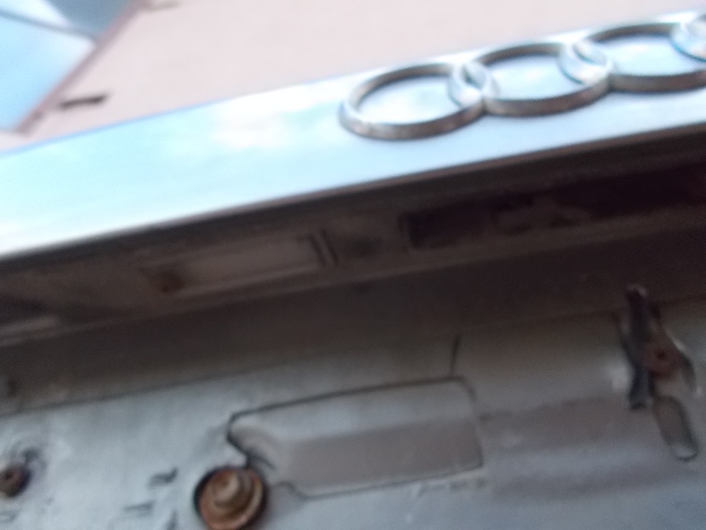 фото №9, Крышка багажника задняя kombi лак lt7q audi a4 b6