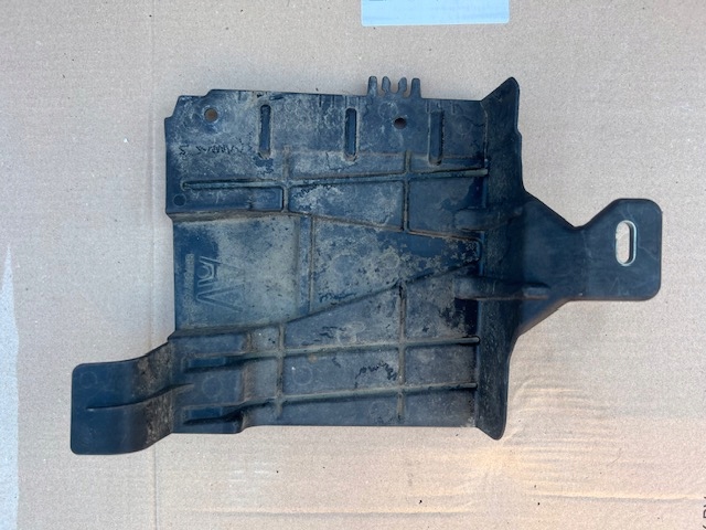 фото №1, Защита двигателя генератора peugeot 308 t7