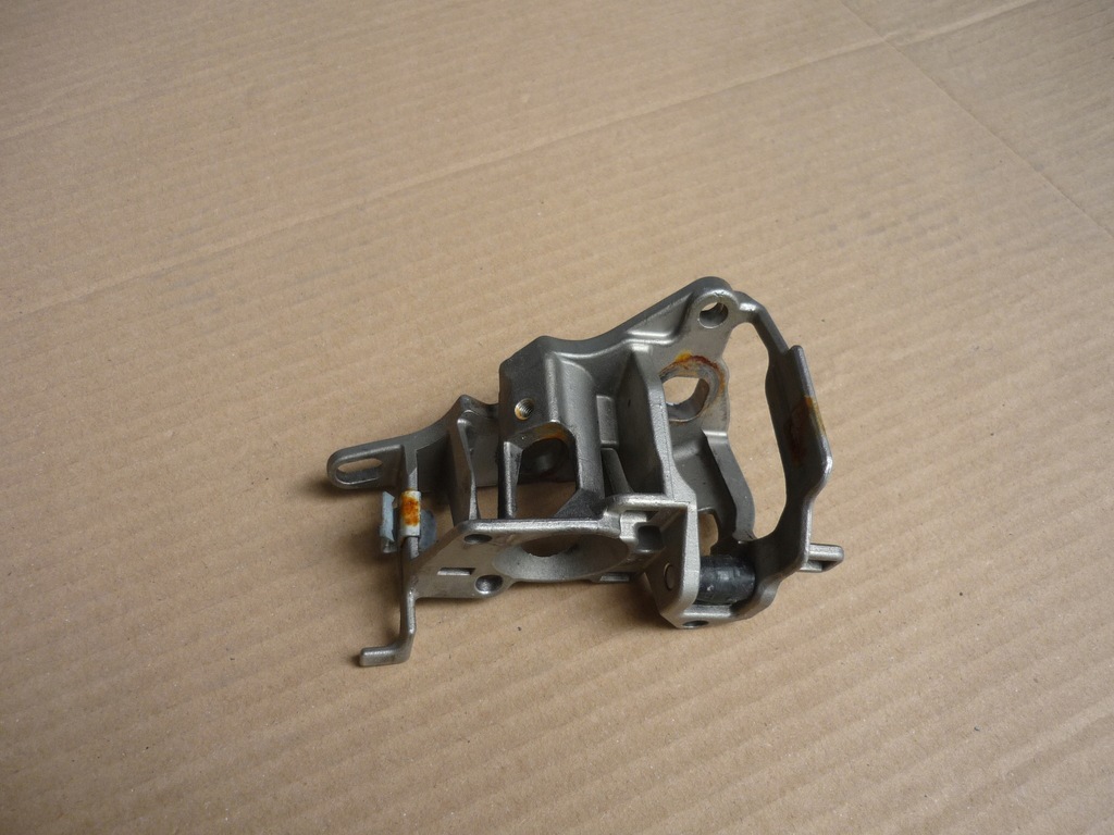 фото №1, Кронштейн крыша левая vw eos 1q0871749b