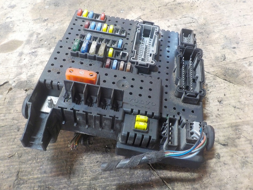 фото №5, Коробка запобіжників volvo s60 8688264