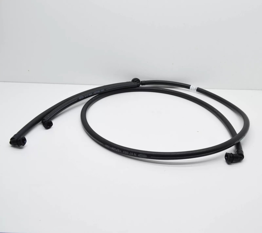 фото №12, Bmw 6 cabrio e64 wąż розпилювача фара 61677051372 7051372 oem