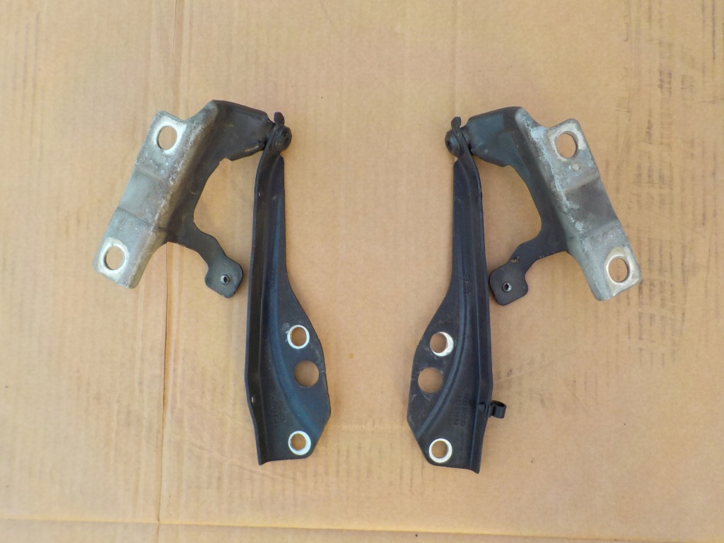 фото №2, Volvo c30 петли капот