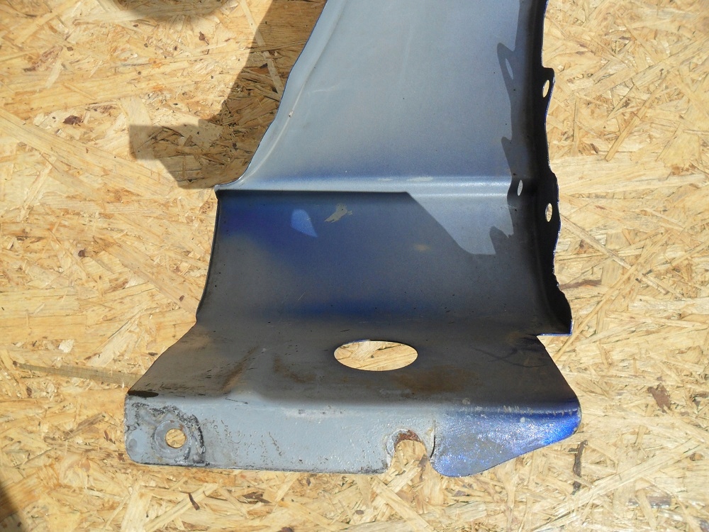 Mazda 5 cr 2005 2006 2007 2008 2009 крило ліве Зі Шроту