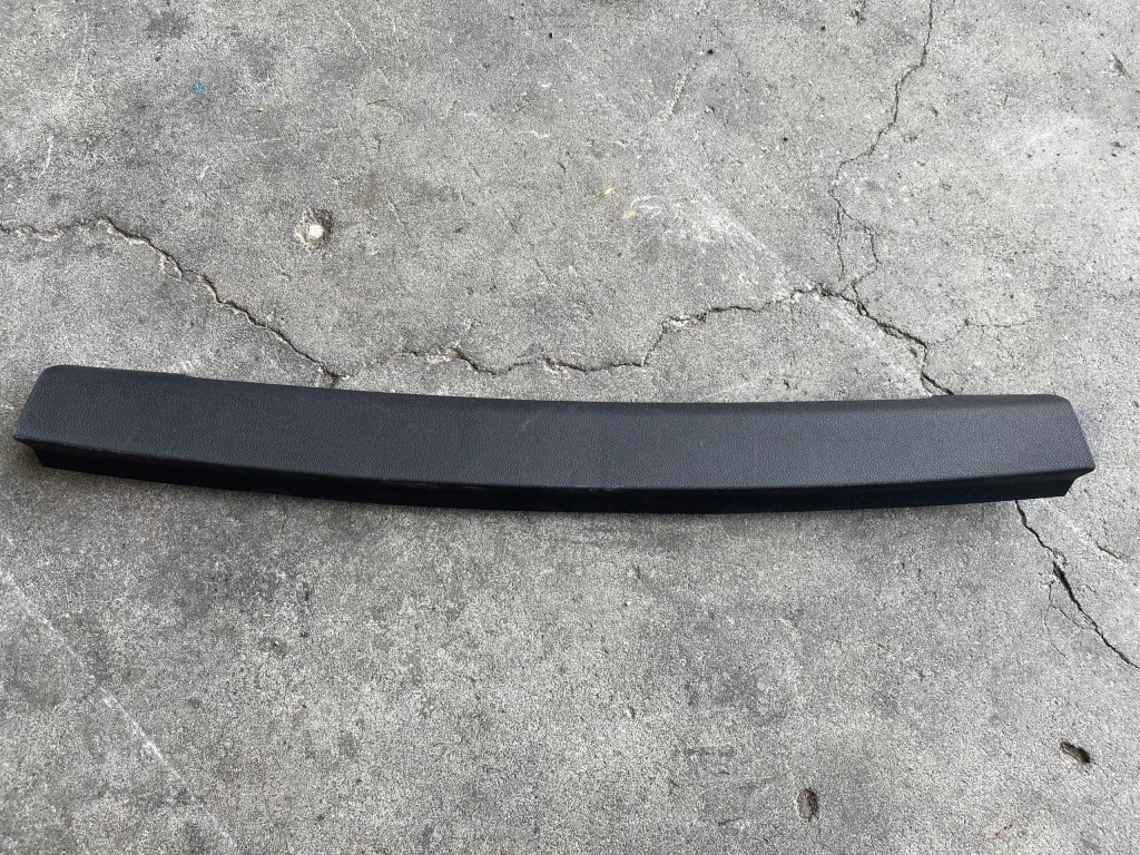 фото №1, Porsche panamera 971 976 lift 2024 защита рамка крышки багажника 976867973