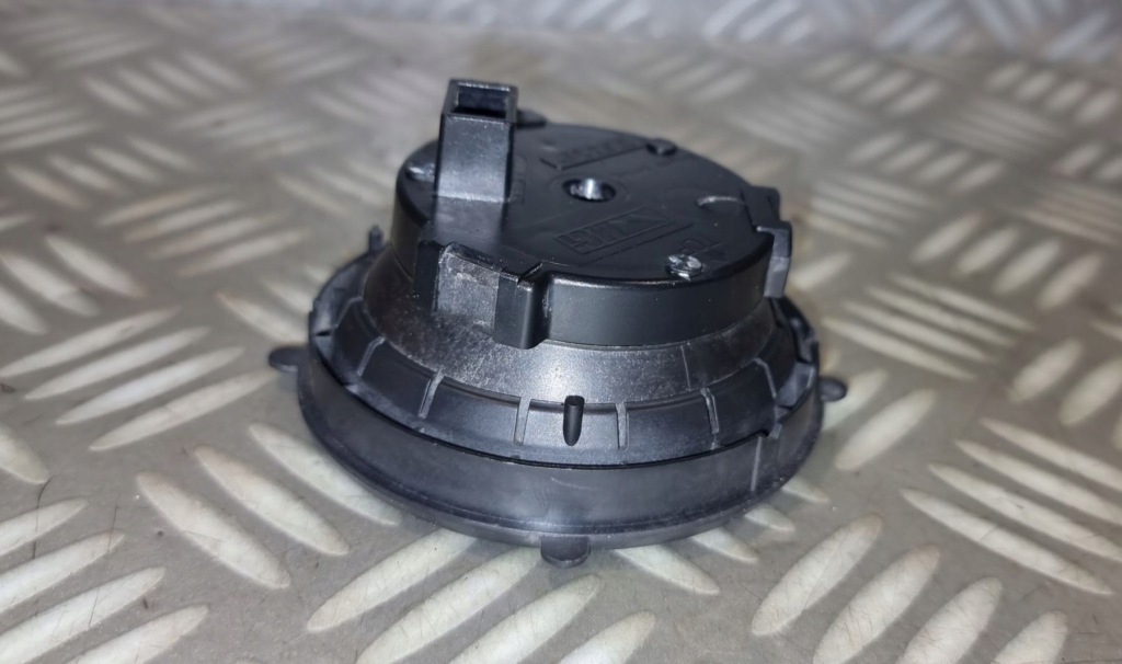 Bmw e60 e61 e63 e64 моторчик регулировки зеркало 8pin 7191406 311009 gg Цена