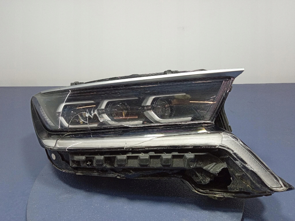 фото №1, Kia sorento iv фара правый перед лампа передняя 92102p2120