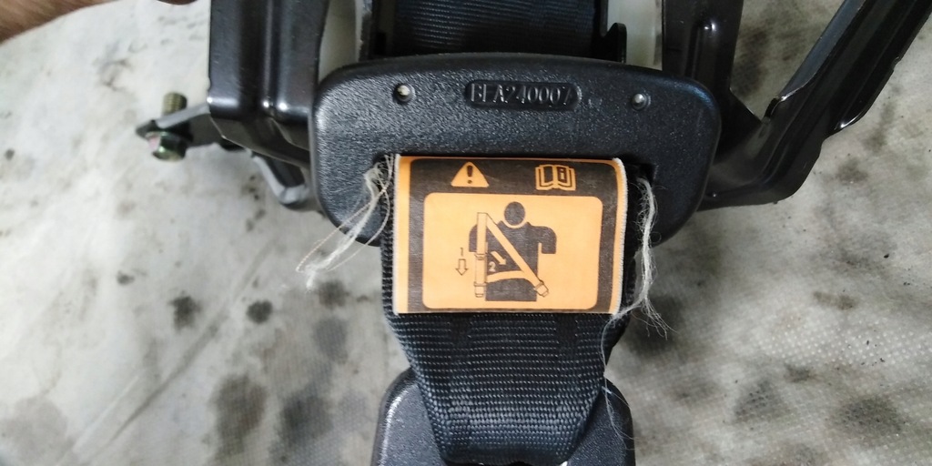 фото №4, Mazda 5 cr 05r pas безопасности задняя ii ряд euro