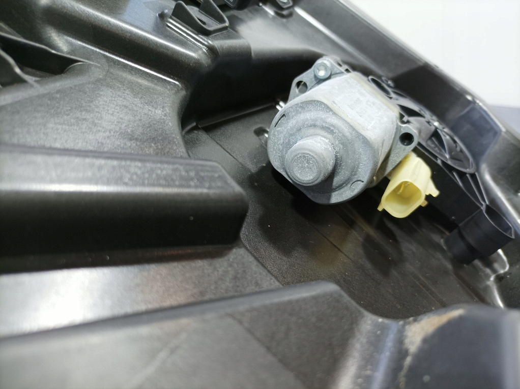 фото №3, Jeep compass ii 17- подъемник стекло задняя левый 68243945aa