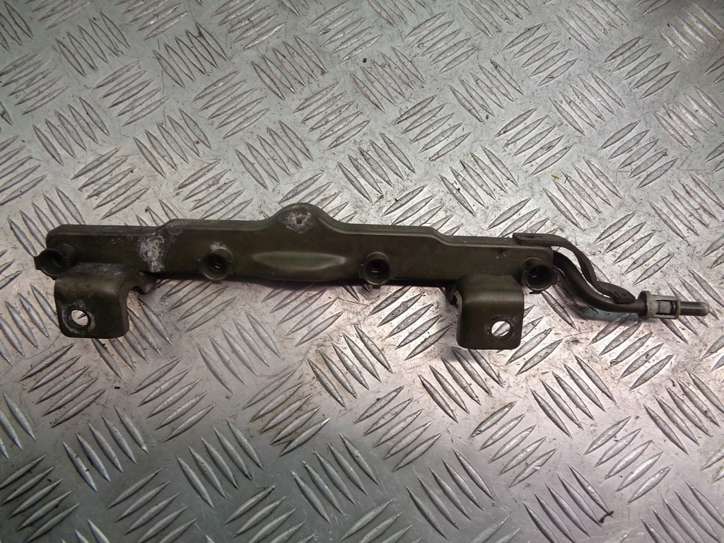 фото №1, Молдинг упорскування mazda 3 bk 1.6