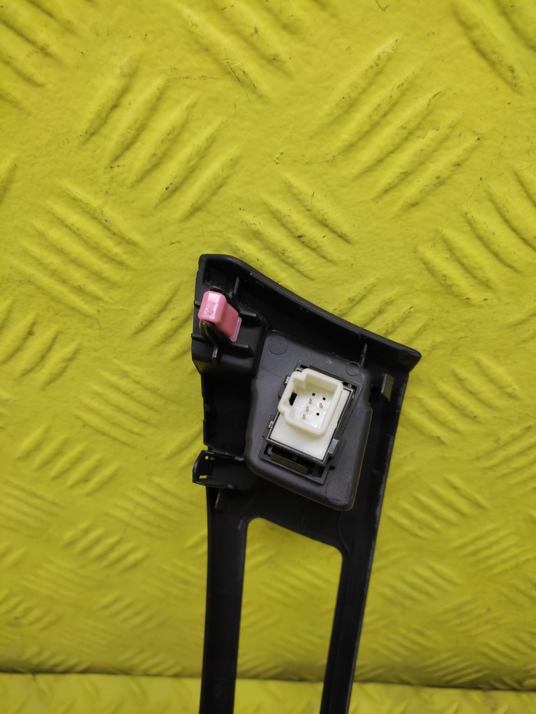 фото №4, Toyota yaris ii захист радіо права 554350d020