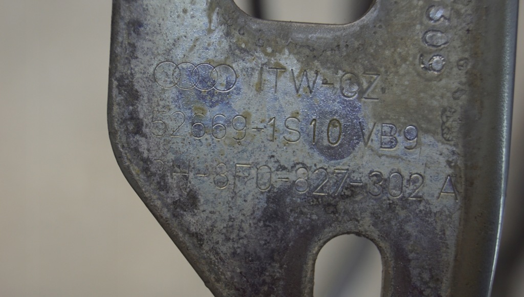 фото №7, Петля крышки правый audi a5 8t cabrio 8f0827302a