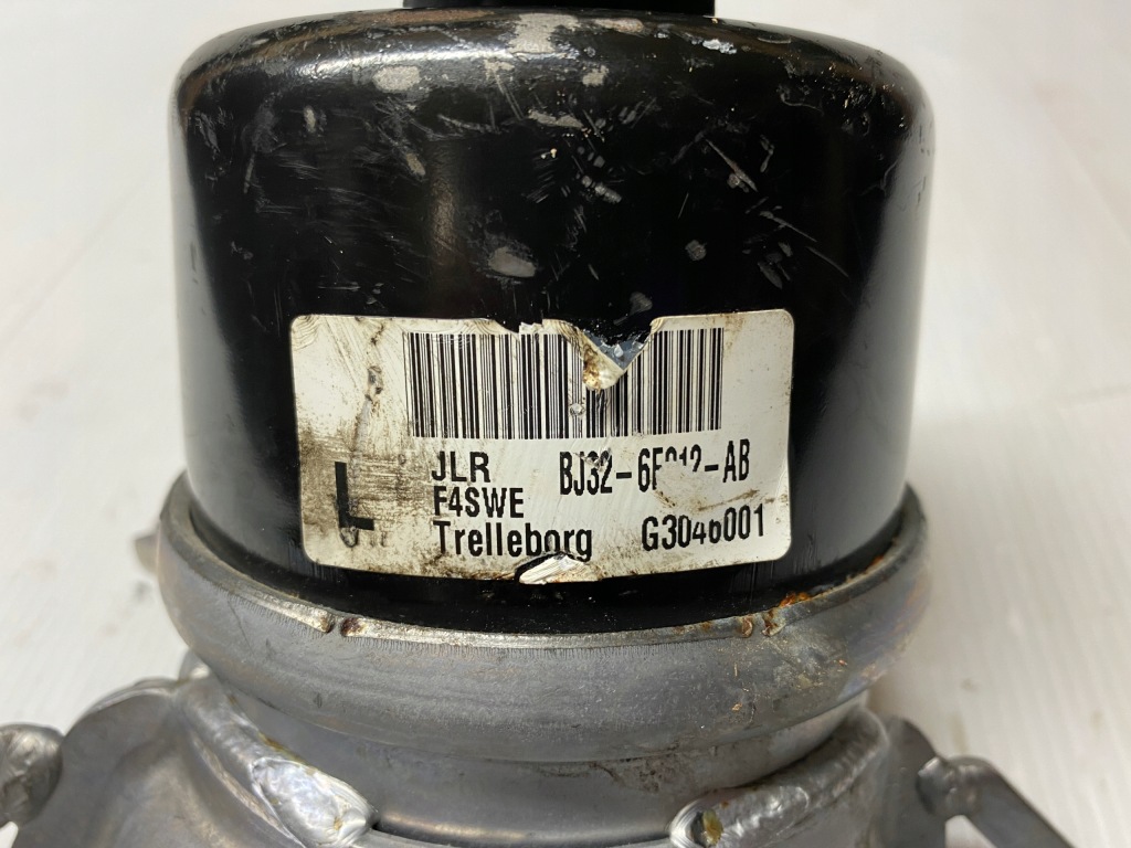 фото №4, Кронштейн подушка двигуна - range rover evoque 2.2 td4