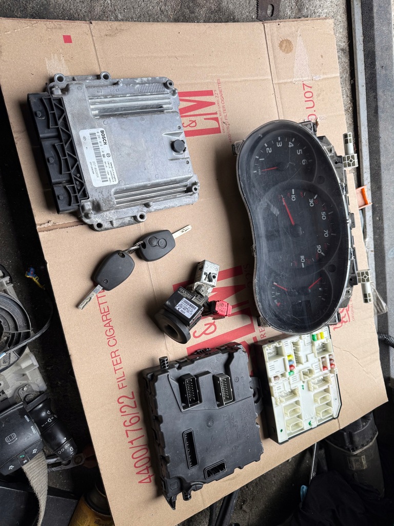 фото №1, Набір стартовий бортовий комп'ютер блок керування ключ renault master iii 2,3 dci dci100