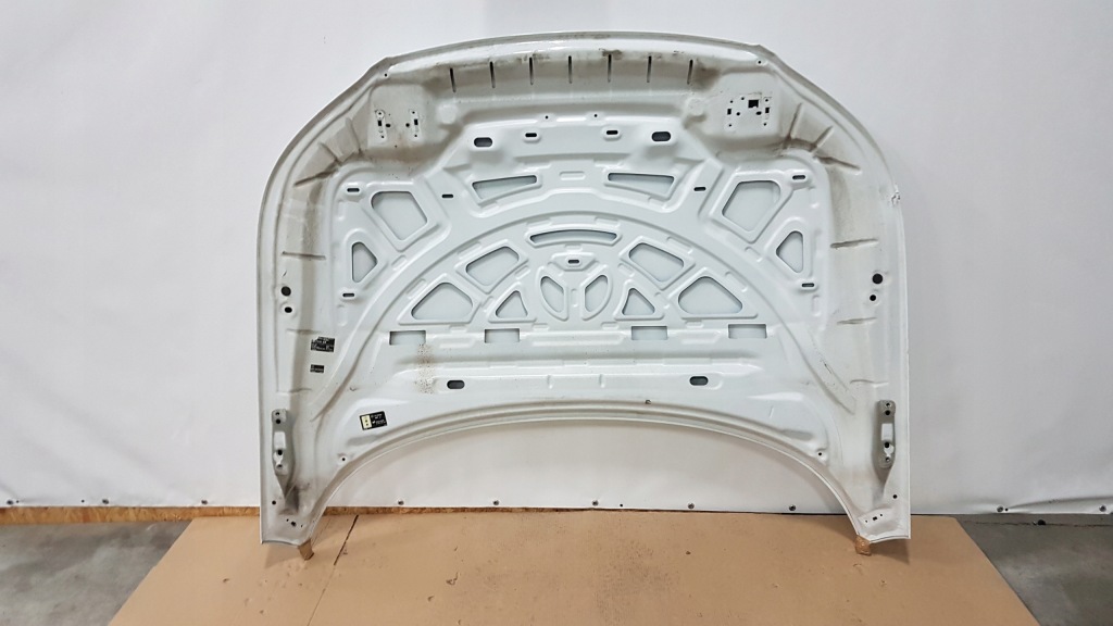 Капот кришка volvo xc40 17- оригінал Зі Шроту