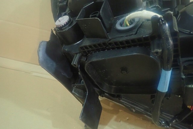 фото №3, Лампа левая фара ford ranger 3 iii lift 2015-