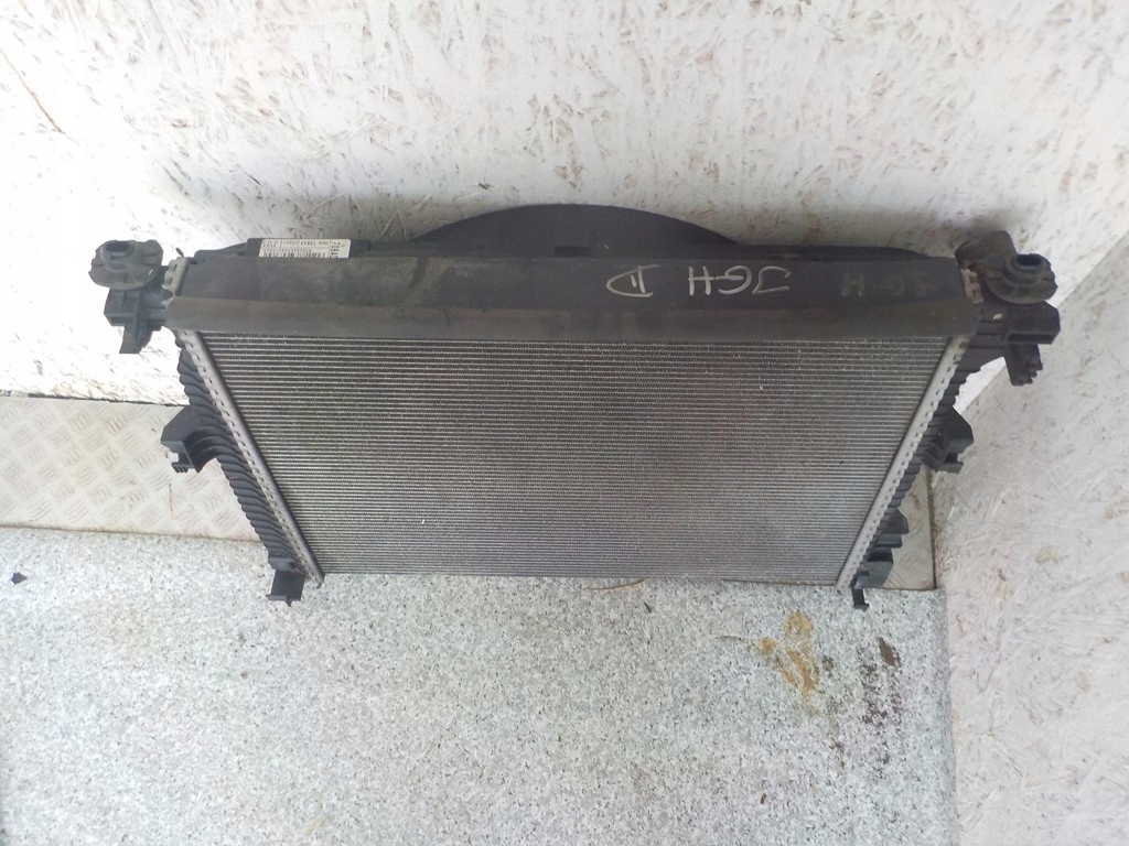 фото №1, Радиатор wody jeep grand cherokee wk2 дизель