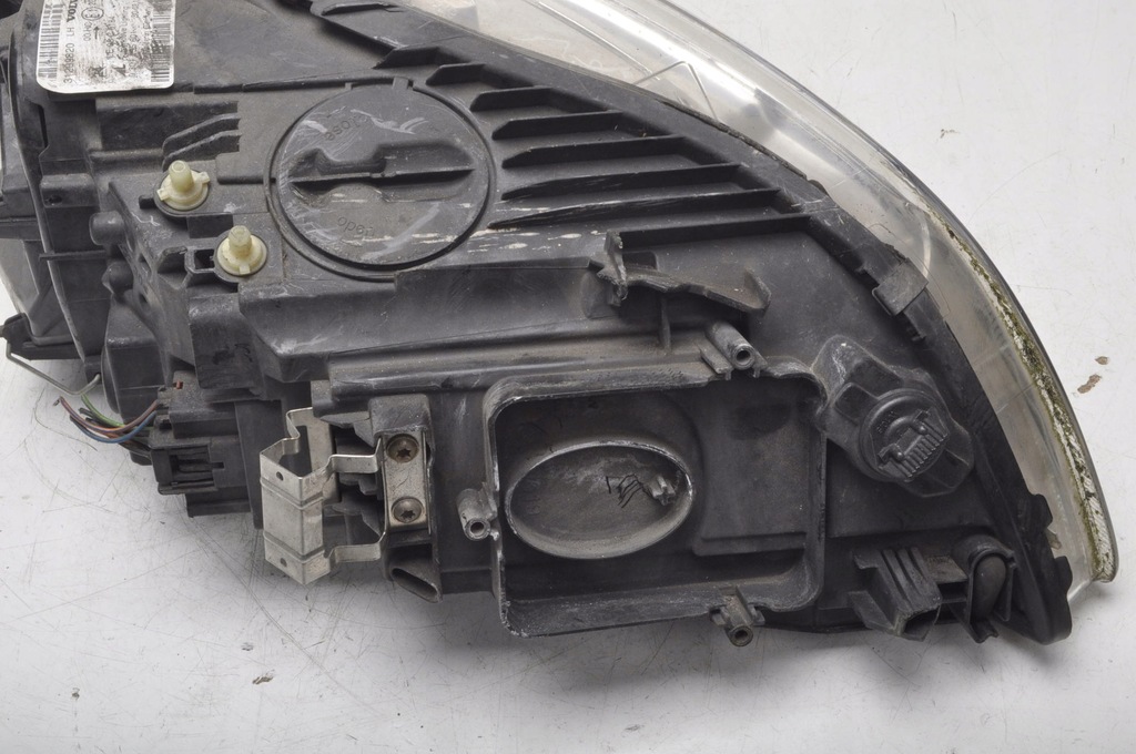 фото №8, Volvo c30 лампа левая передняя левый перед lift europa 31299820