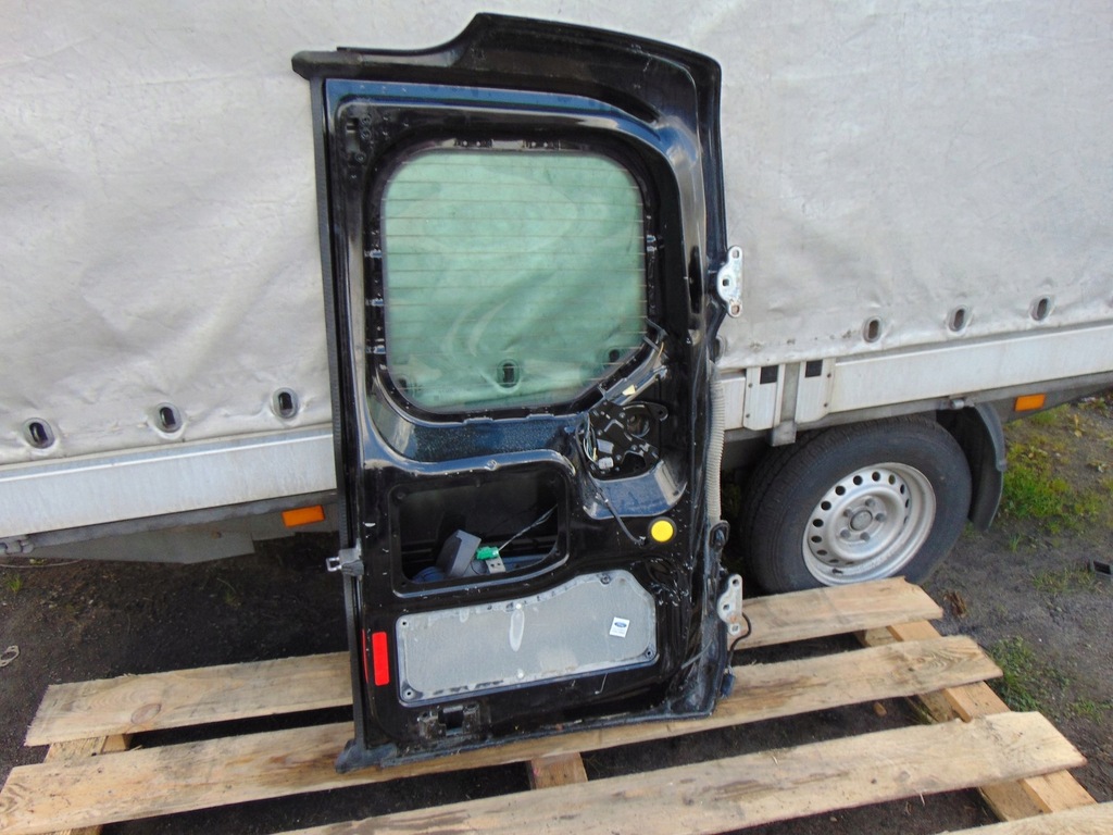 фото №16, Двері лівий задня ford connect mk2 з скло