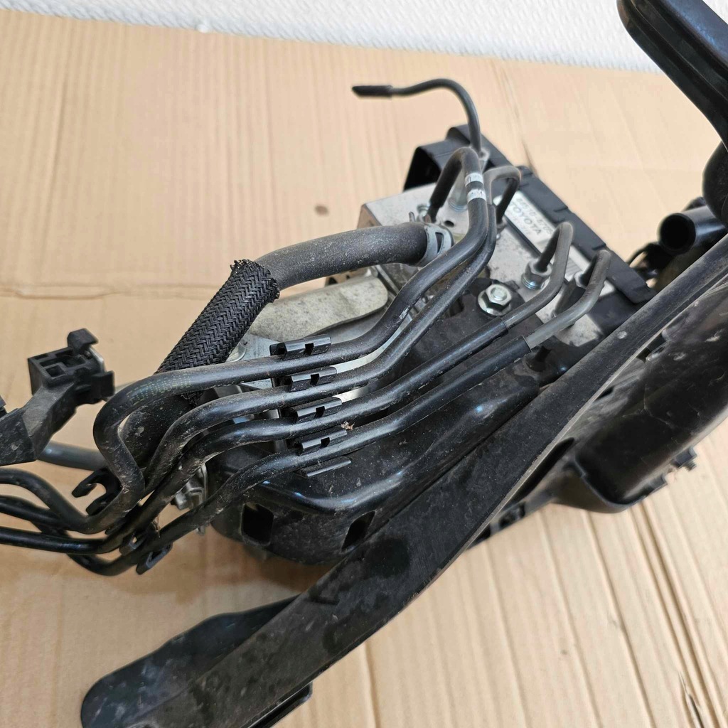 фото №9, Toyota prius ii 2 блок управления насос abs