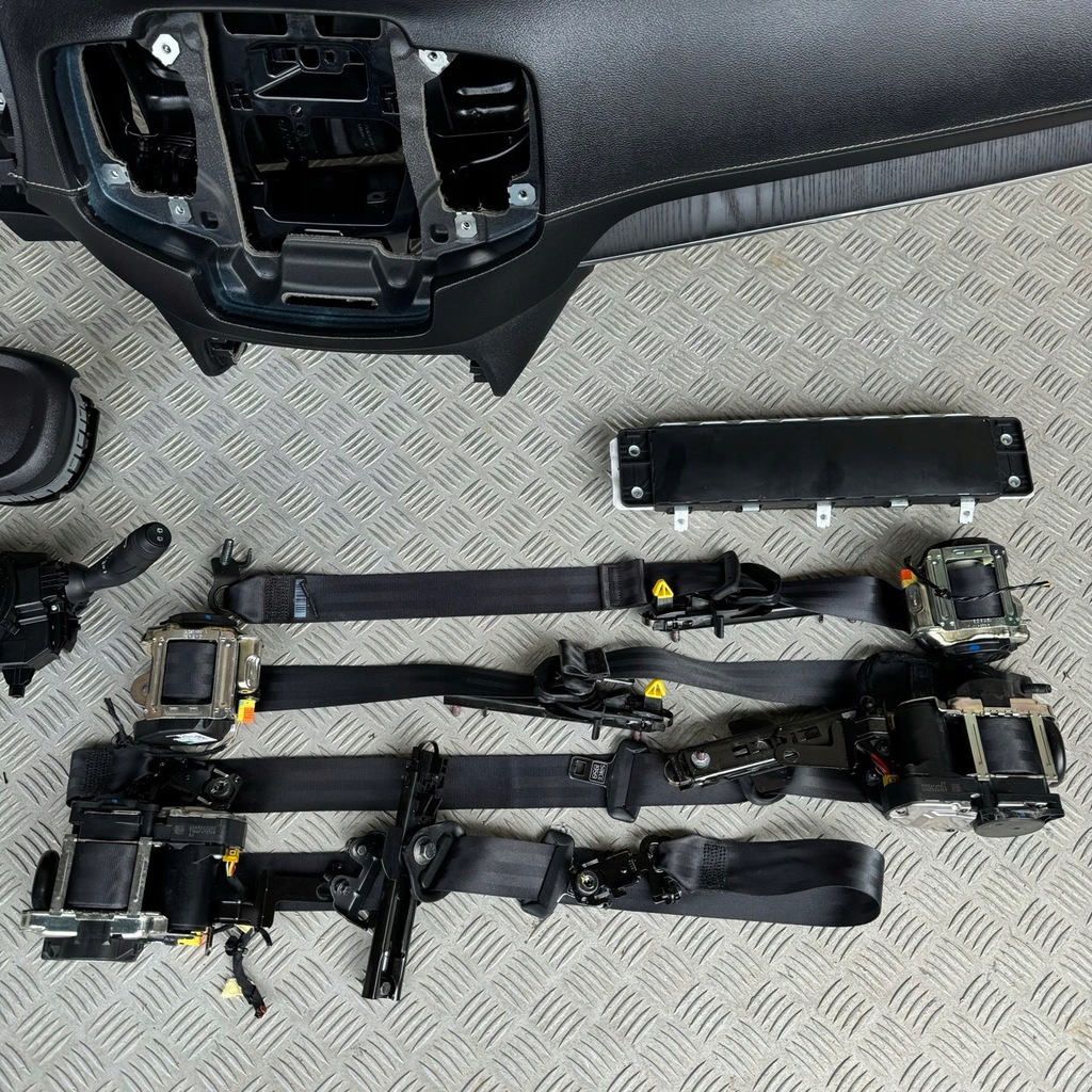 фото №5, Панель приладів комплектна подушка безпеки консоль ремені панель приладів volvo xc90 ii lift 2019 rok