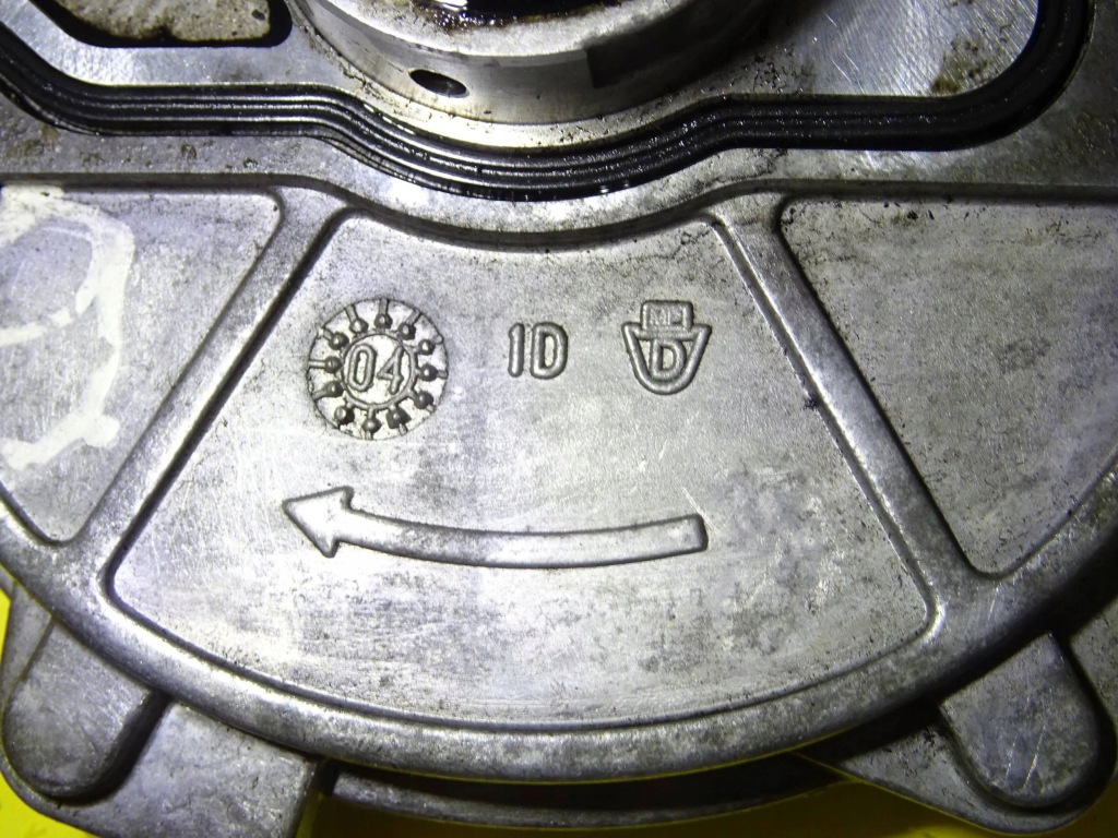 Насос вакуум luk mitsubishi colt vi smart 2.0 d a6402300265 / 200000044 nr9 Недорого