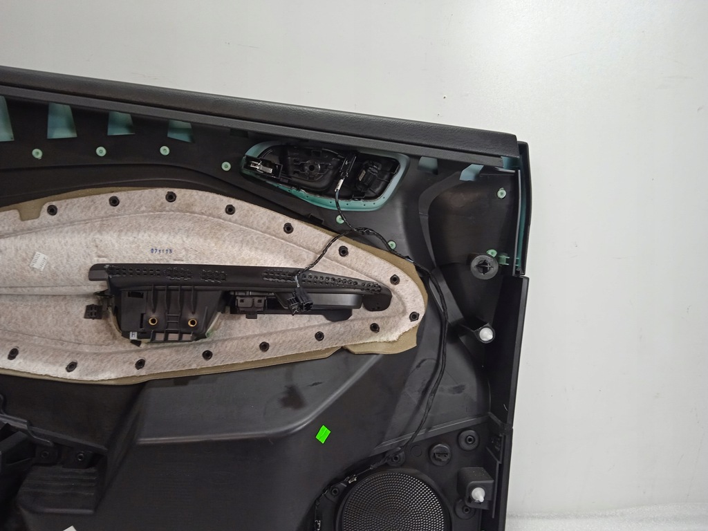 фото №10, Kuga mk2 lift обшивка обивка дверь правый перед