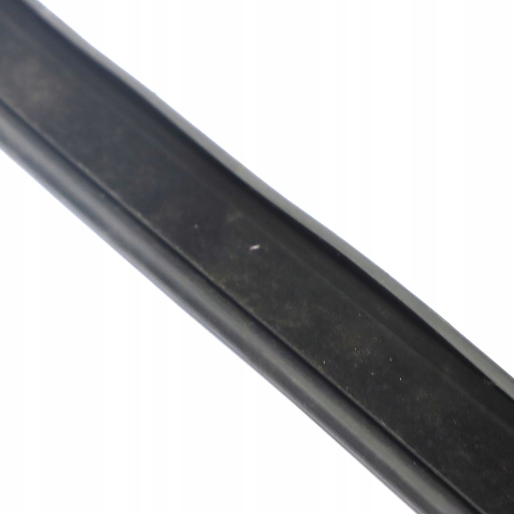 фото №11, Bmw f45 прокладка стекло дверь правый перед 8498410