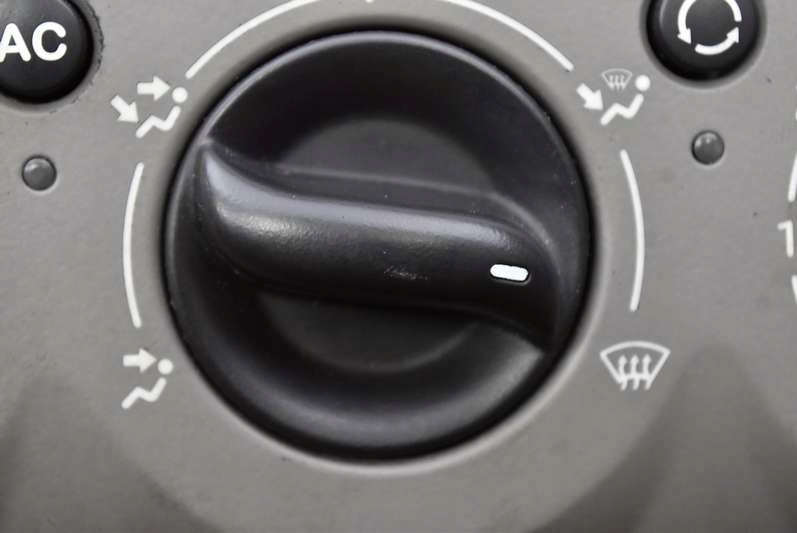 фото №13, Панель управление обдув кондиционер 69520007 renault thalia 2 ii 08-12