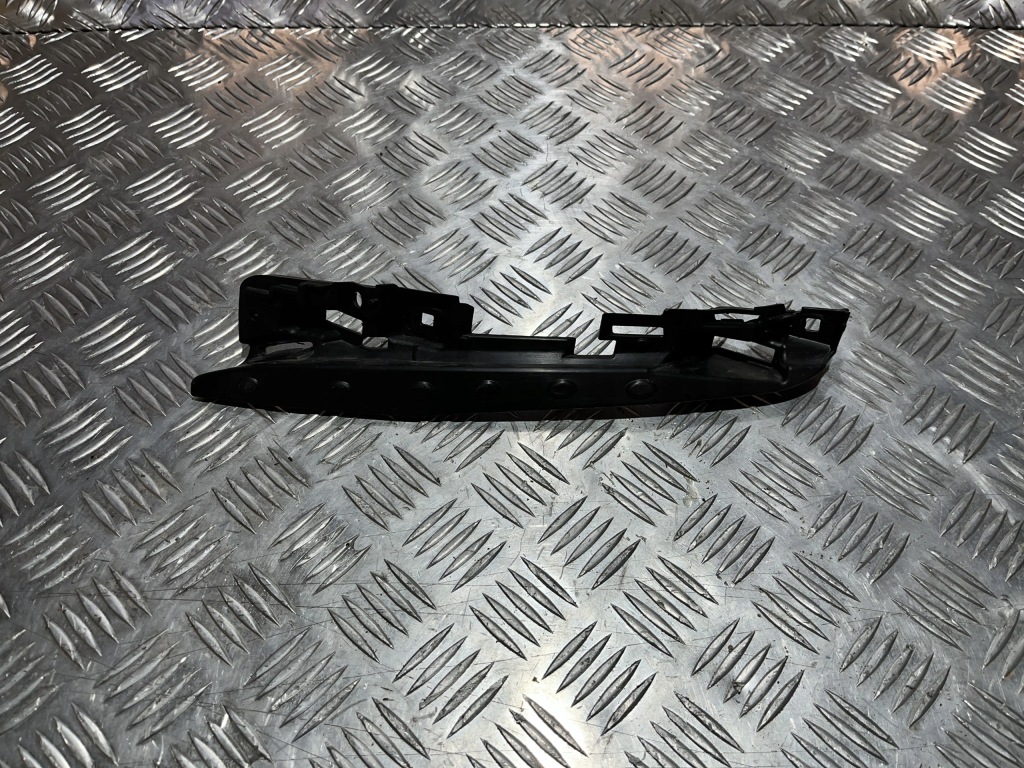 Купити Напрямна кронштейн лівий перед renault austral 22-