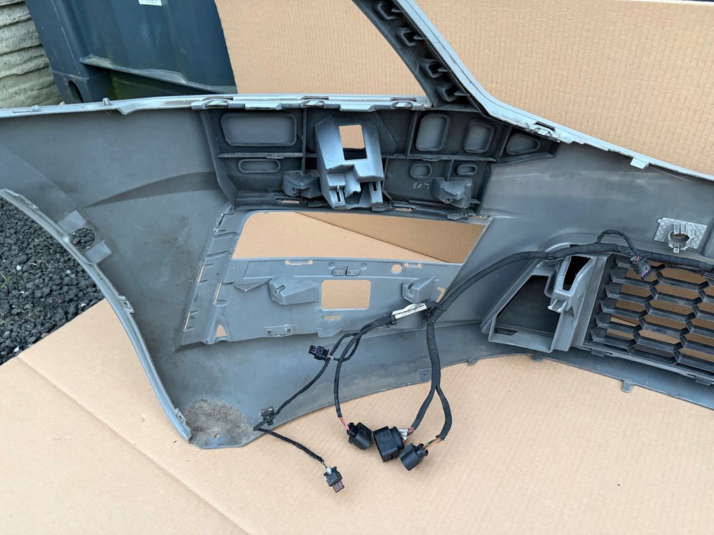 фото №9, Бампер skoda octavia mk3 lift vrs rs оригинал хороший состояние нет клеёный