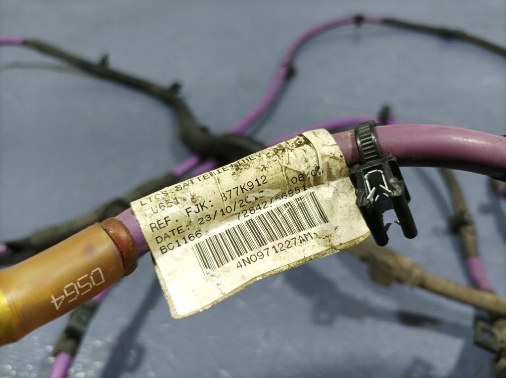 фото №7, Audi a8 d5 жгут трубопровод аккумулятор 4n0971227am