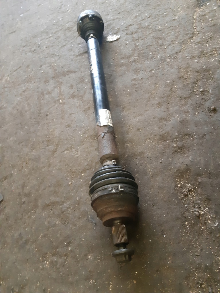 фото №1, Audi a3 8p приводной вал правая półośka 1k0407272jt