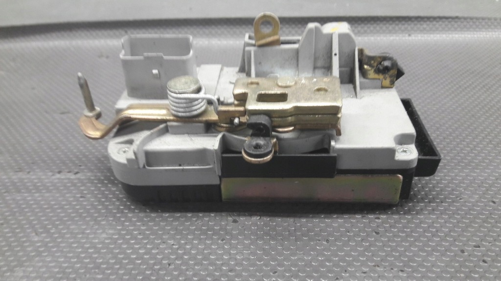 фото №9, Замок дверь правый перед citroen c8 6pin