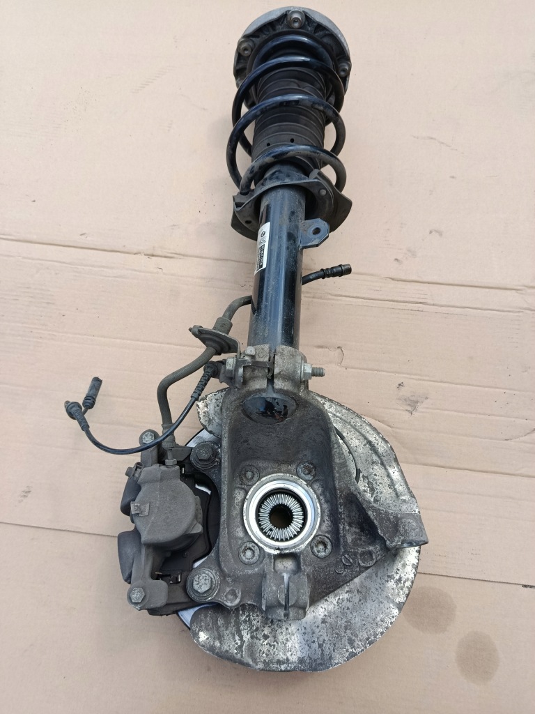 Поворотний кулак ступиця права перед підвіска амортизатор амортизаторна стійка bmw x1 f48 Недорого