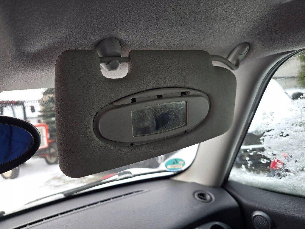 фото №1, Защита солнцезащитная правая пассажира солцезащитный козырёк europa