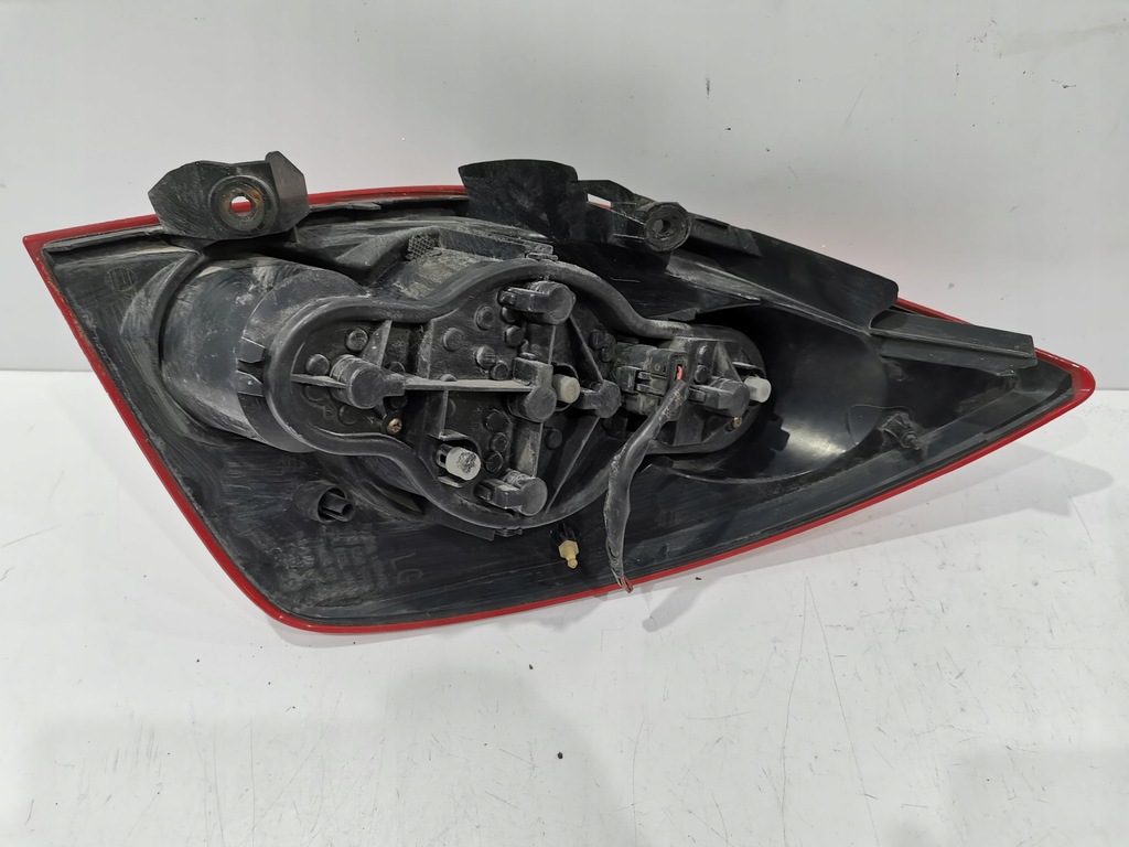 фото №5, Задняя лампа nissan primera p12 lift liftback хэтчбек