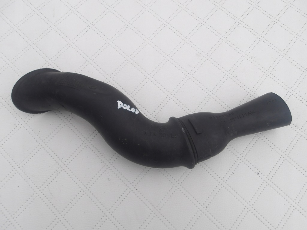 фото №1, Alfa romeo giulietta 1.6 jtd 10-20 труба воздухозаборник воздуха ловушка 51807538 оригинальный номер