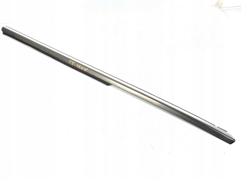 фото №1, Mercedes s klasa w220 молдинг ущільнювач двері зовнішня правий задня