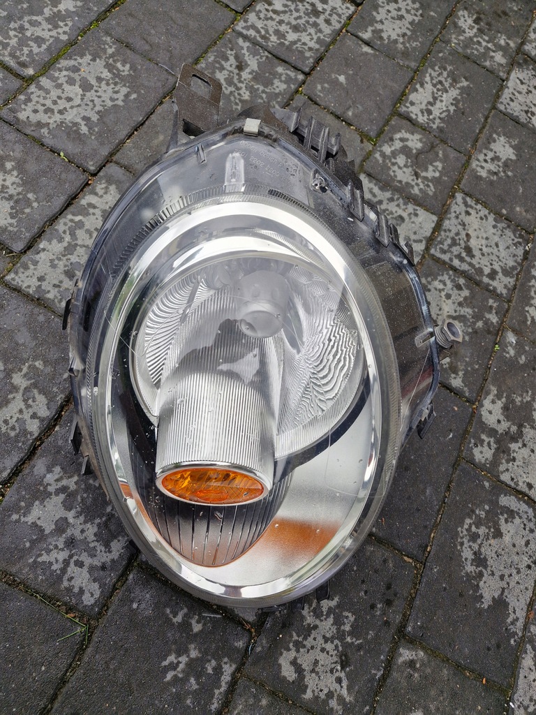 фото №1, Mini cooper r56 права лампа звичайна оригінал europa