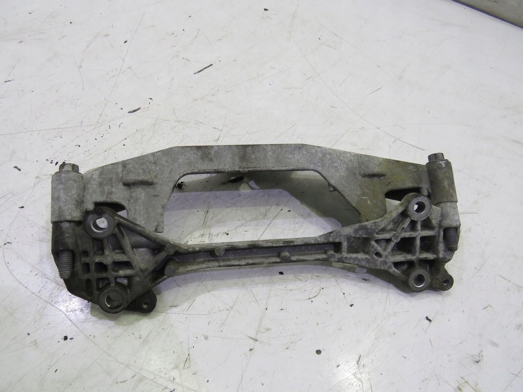 фото №5, Кронштейн розподільного валу mini cooper r56 1.6