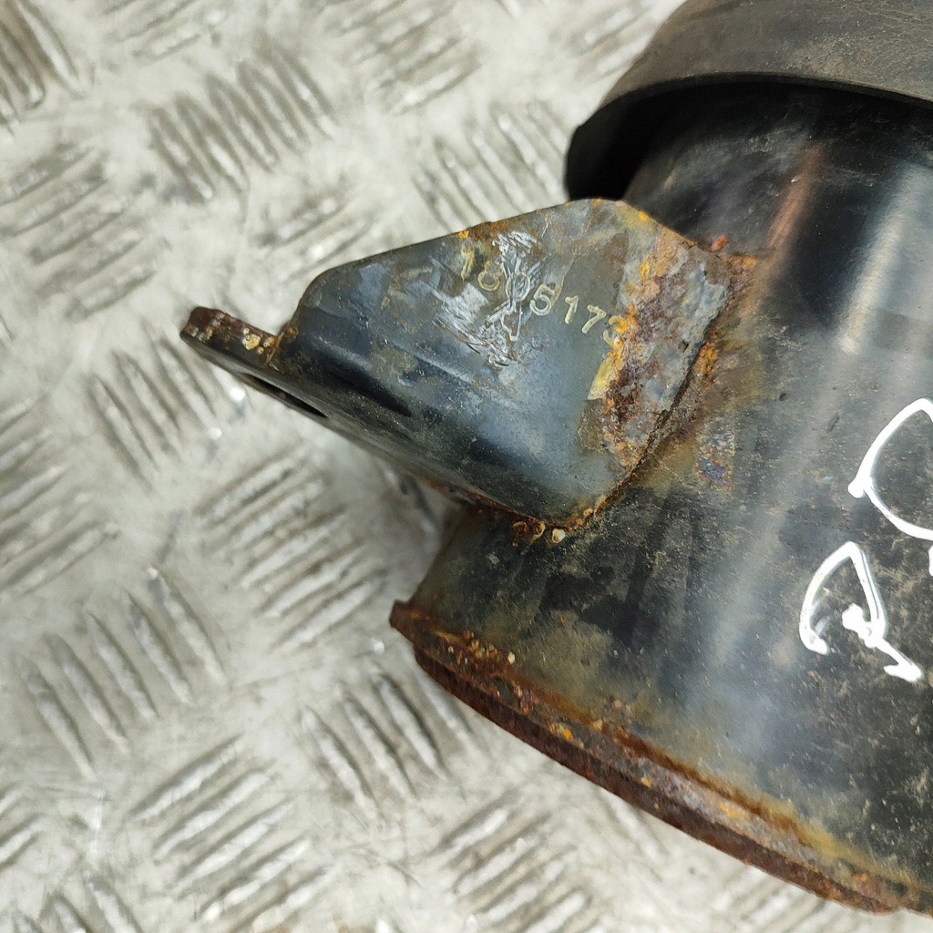 фото №7, Nissan leaf ii ze1 2018 права сторона кронштейн / кронштейн двигуна