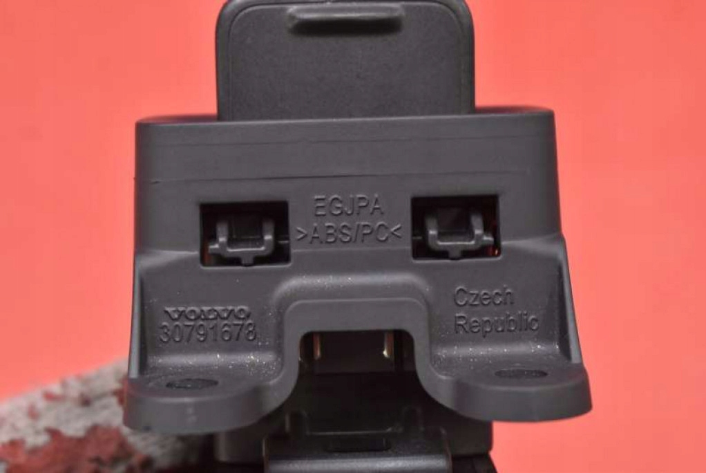 фото №10, Замок запалювання ключ кнопка 28227917 volvo v60 1 i 1.6 d 115 km 10-13