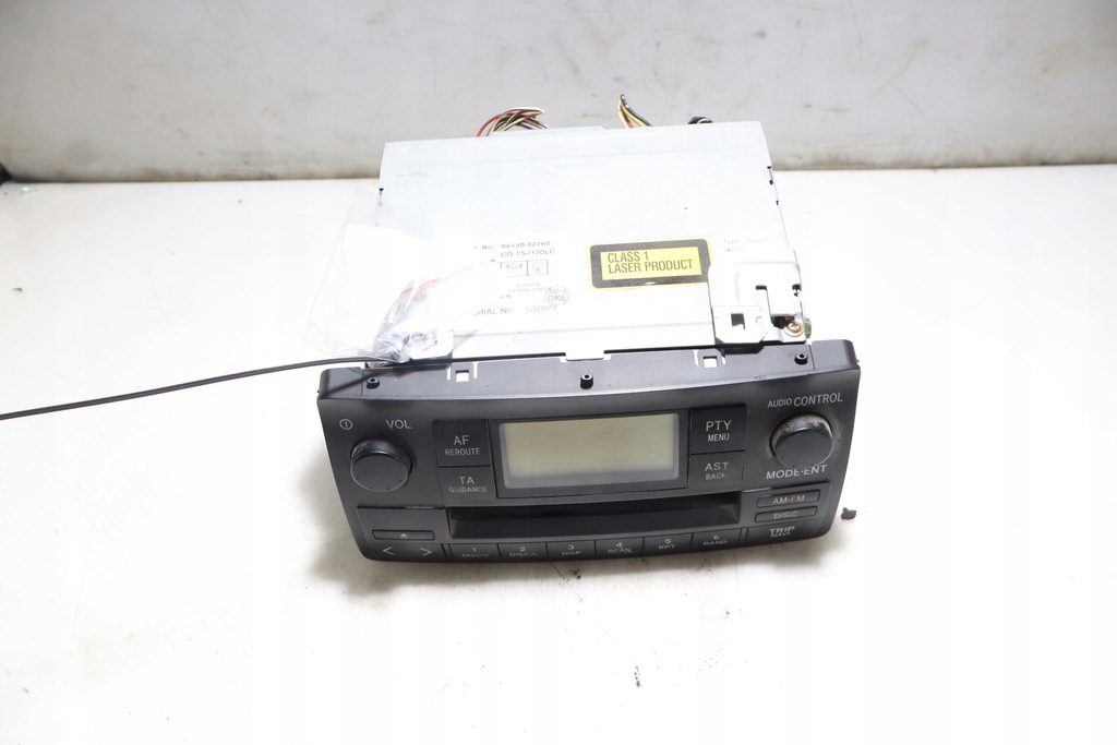 фото №1, Радио toyota corolla ix e12