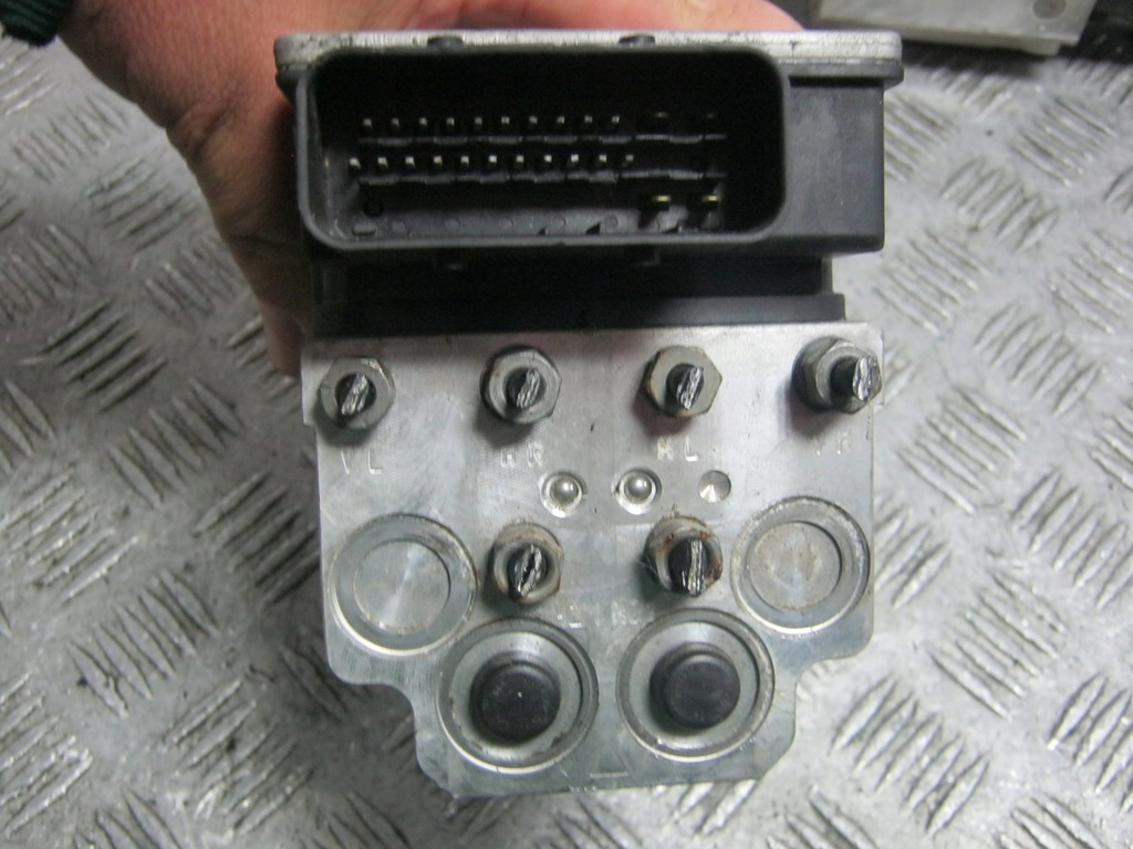 фото №2, Насос abs 51781780 alfa romeo 159