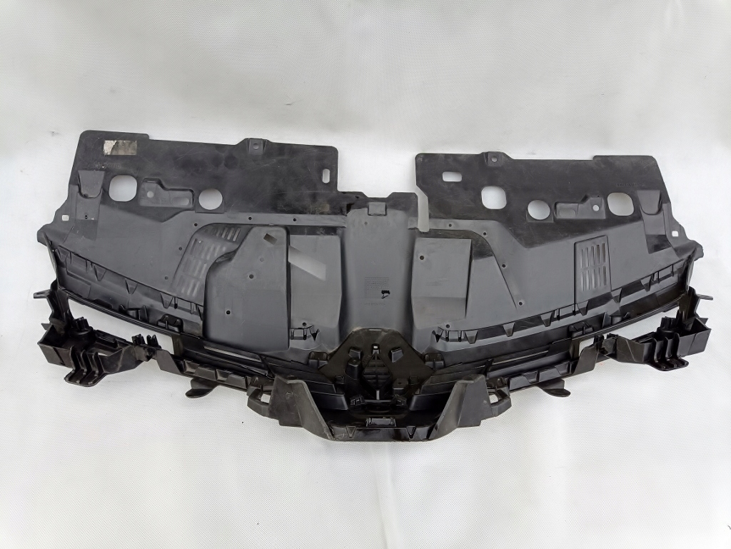 фото №4, Решітка радіатора решітка радіатора бампер renault clio iv 622563184r