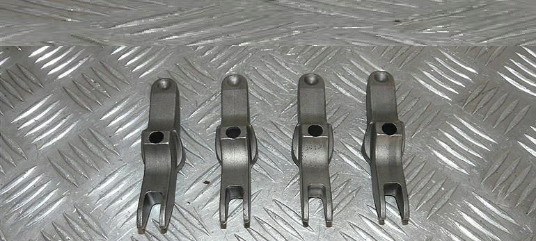 фото №1, Nissan almera ii n16 2.2 di кронштейн вприску