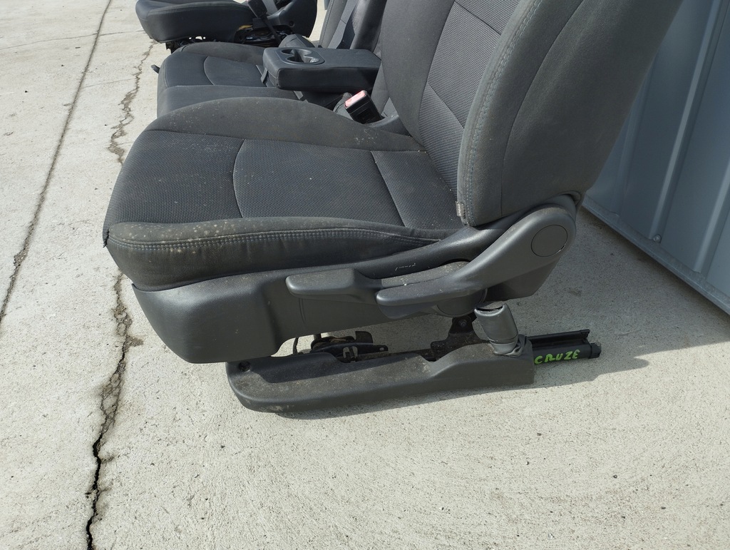 фото №6, Chevrolet cruz 16- сиденья заднее сиденье usa