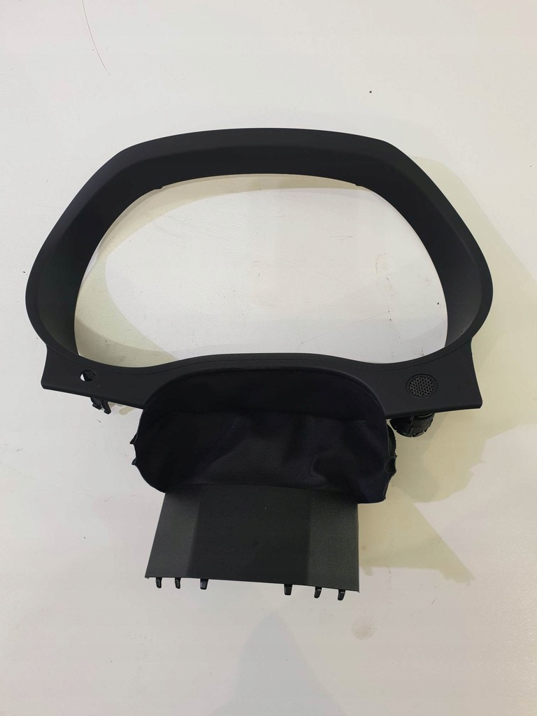 фото №1, Mercedes w246 рамка спидометра a2466803100