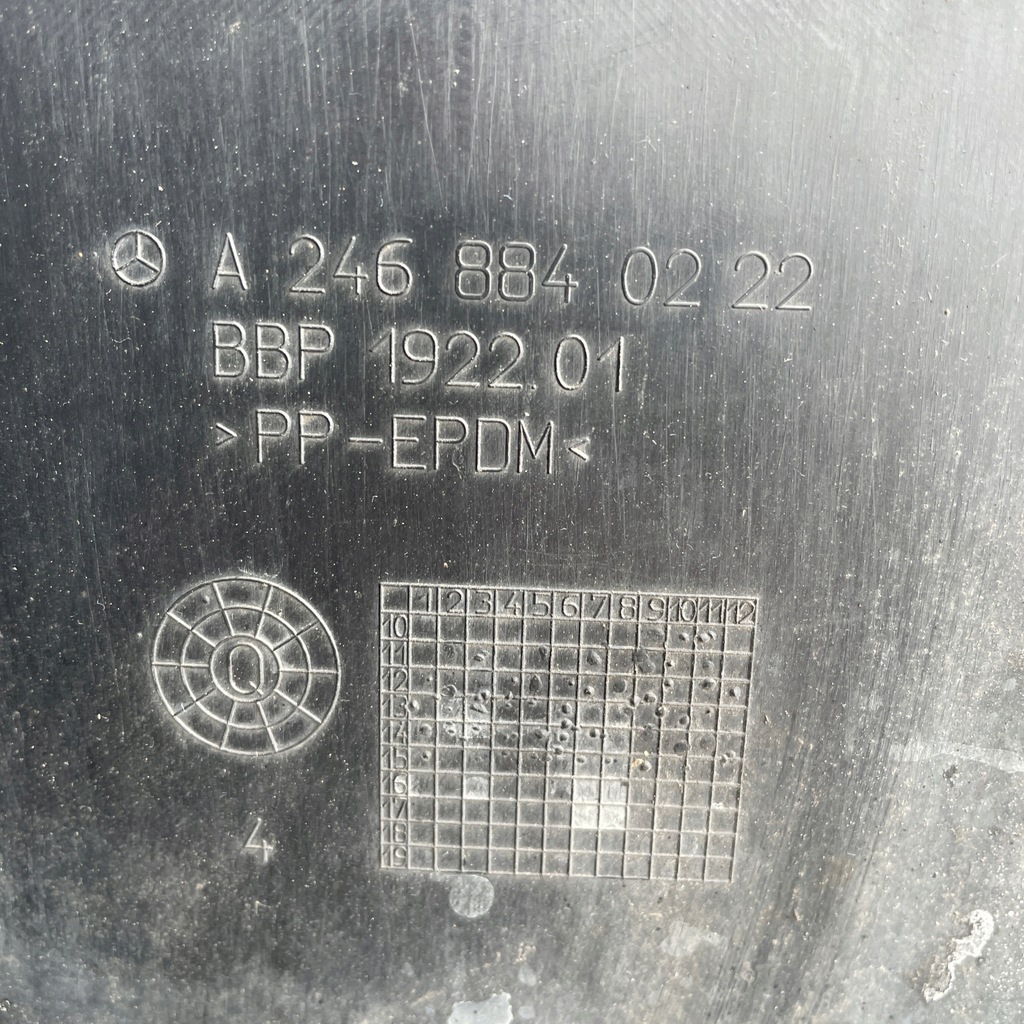 фото №7, Mercedes x117 c117 w117 cla w246 подкрылок правое перед ładne a2466900200